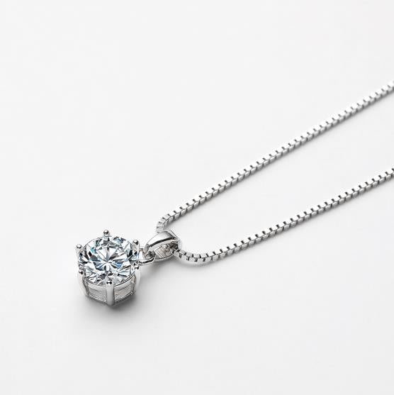Beautiful elegant and stylish factory-made moissanite lab diamonds on a budget for every day.